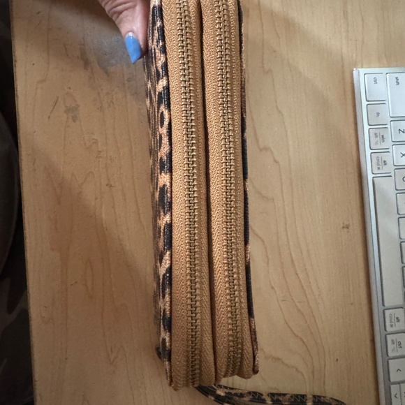 Leopard Print Double Zipper Wristlet/Wallet - Picture 3 of 6